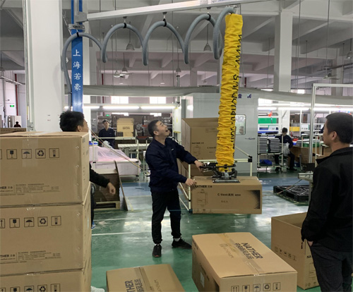 真空糖心VLOG官网地址上料的安全性非常重要